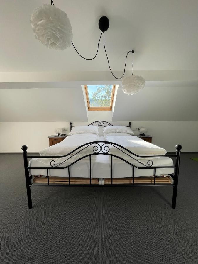Stilvolle Wohnung Fuer 2-3 Personen - Mit Riesiger Dachterrasse Haigerloch 外观 照片
